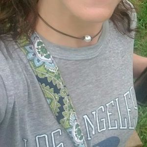 Leather and pearl bead choker